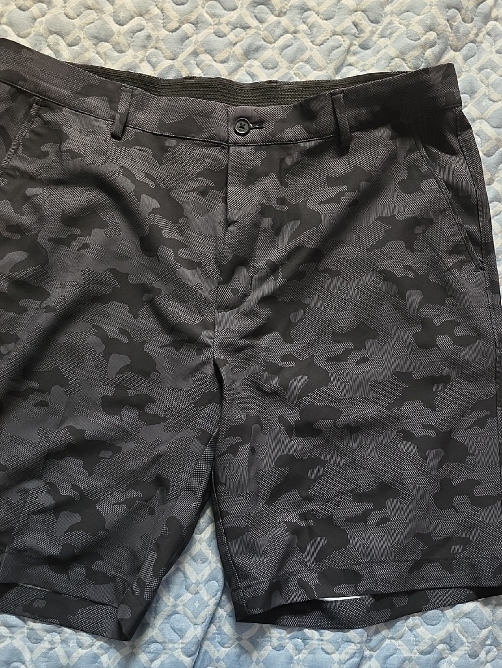 Greg Norman Collection Black Camo Flat Front Stretch Shorts